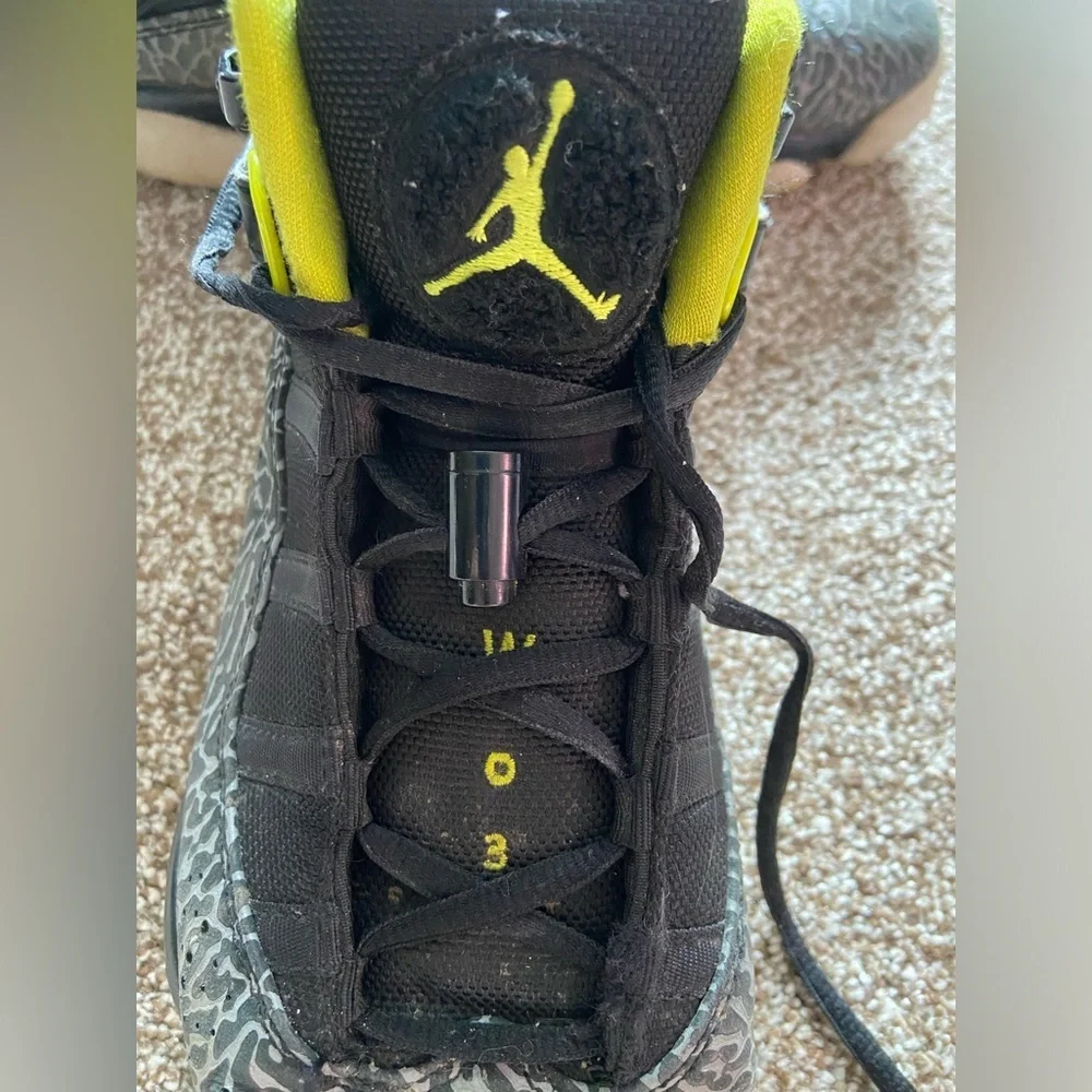 Size 8 - Jordan 6 Rings Black Venom Green 322992-033
